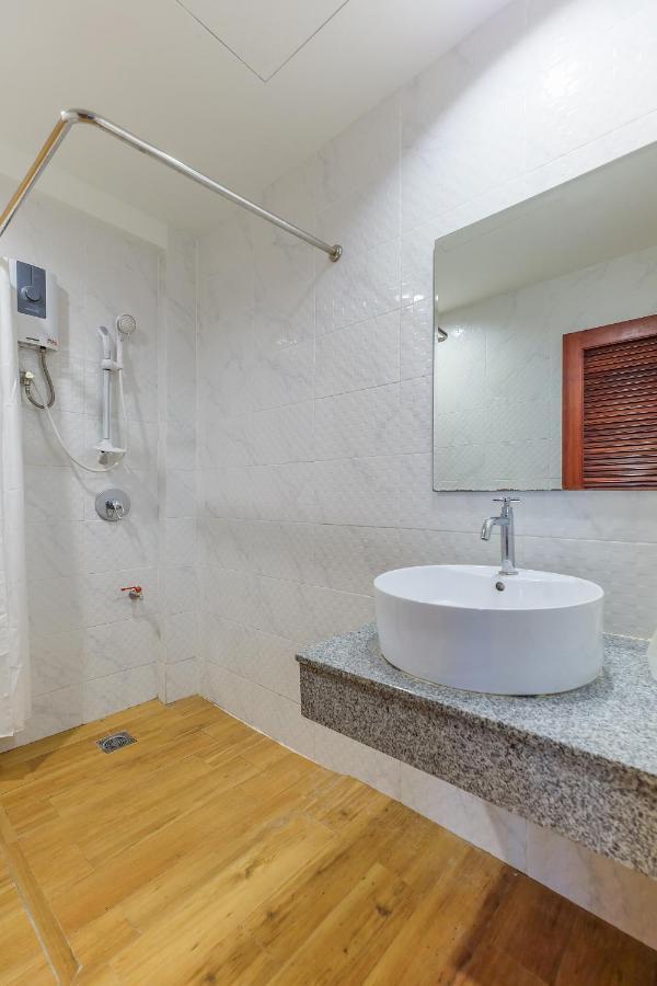 The Little Nest Phuket Hotel Luaran gambar